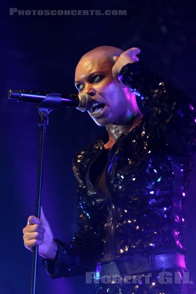 SKUNK ANANSIE - 2009-11-20 - PARIS - Elysee Montmartre - 